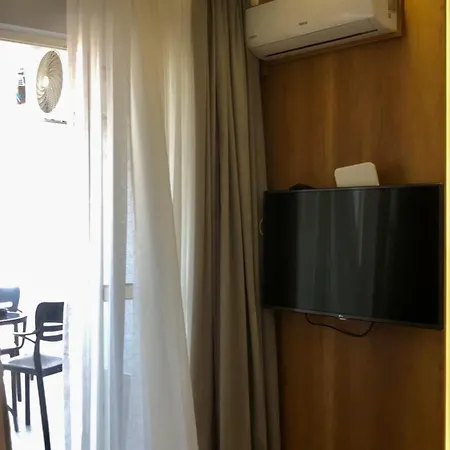 Central Apartment Tirana 아파트 *