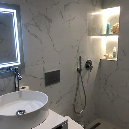 Central Apartment Tirana Τίρανα